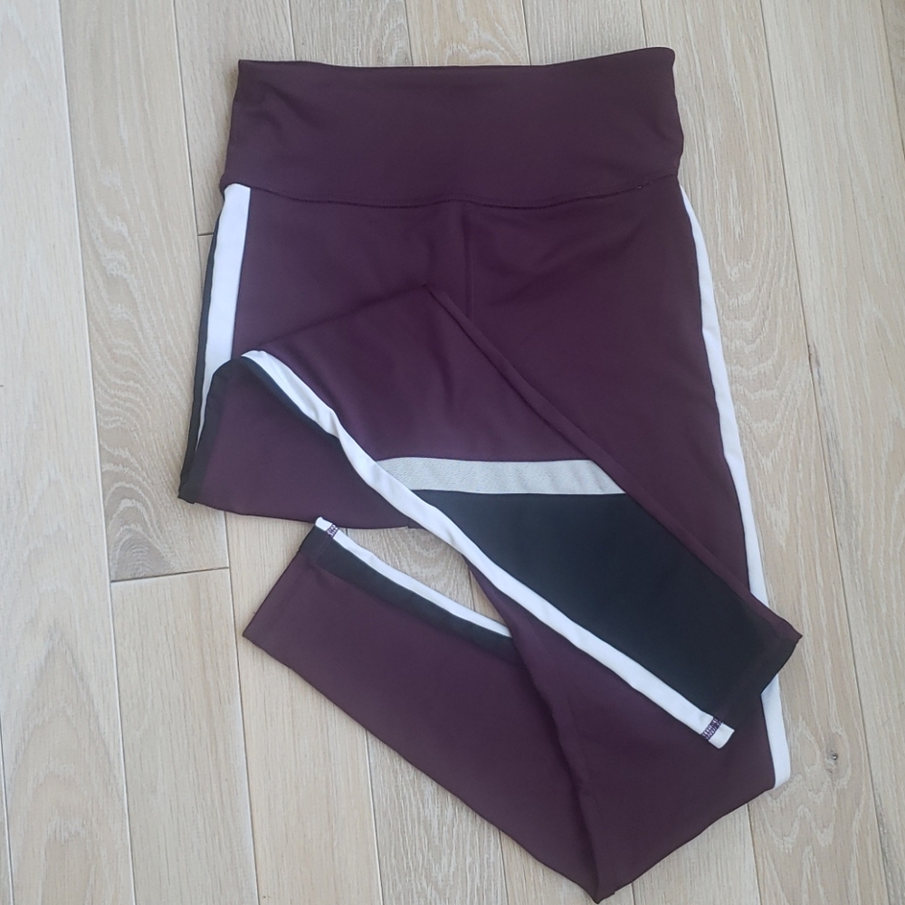 Athletic leggings
